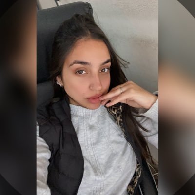 ruthhmoraless's profile picture. 