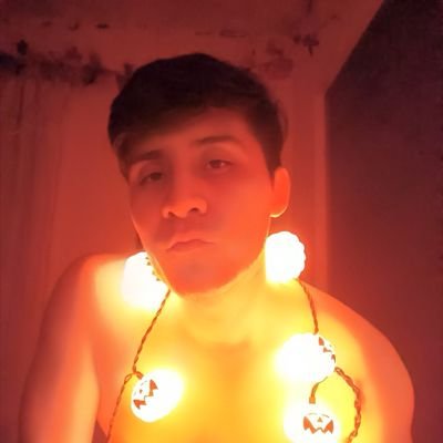lumateogonza99's profile picture. Vamos a darle a la vida y no qué nos den...

Gay, homosexual, me encantan los vatos y sus cosas...

https://t.co/hFb66Yk49O