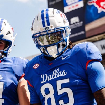 @5coool Adam Moore Jr 🐐Quitters Neva win🔥💯and winners Neva quit 💸 ...5️⃣🆒🏈 3️⃣ ⭐️⭐️⭐️ TE @smufb
