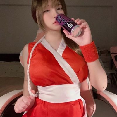 sesukahatimu23's profile picture. jangan lupa like/rt💸💸💃💃