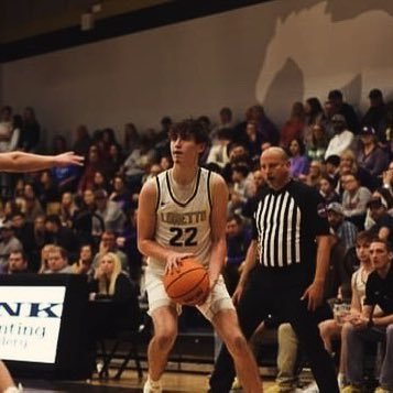 KasenBuie's profile picture. Loretto Basketball #22🎒🖤
God first✝️
C/O 2025