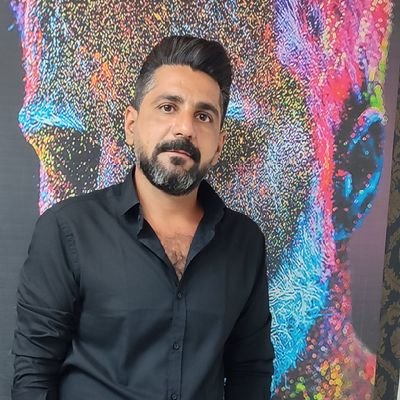حالم چو اسیریست که هنگام فرار ، یادش آمد که کسی منتظرش نیست ، نرفت