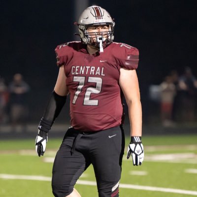 WCHS’26/Weight:290/Height:6’5/OL&DL/GPA:3.6/Nathanzisman52@gmail.com/📞224-456-3843/triathlete 🏈/🤼/Track