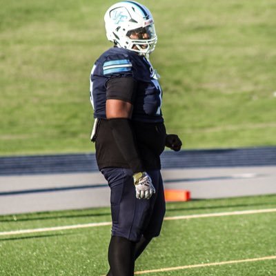 '25 OT / NT | 6'4 340 | 🏈| Ranked #8 OL (State) | Vista Peak Bisons| GPA: 3.0 |Cell 720-244-2600|