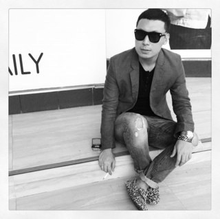 rexatienza's profile picture. Founder @styleListinc ❤️ ✌️️ 🌈