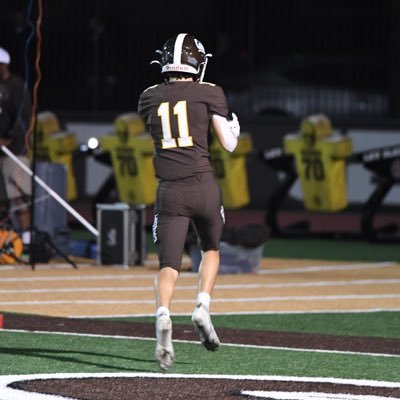 Cooph007's profile picture. Crespi Carmelite HS ‘26| 🏈 Football WR/DB| 6’1, 160lbs, 4.2 GPA (Weighted) Scholar Athlete | Email: howardco@celts.crespi.org |
