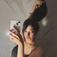 زیبای خفته (@una4ever) 's Twitter Profile