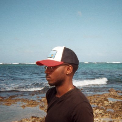 RegisUIUX's profile picture. French Product Designer