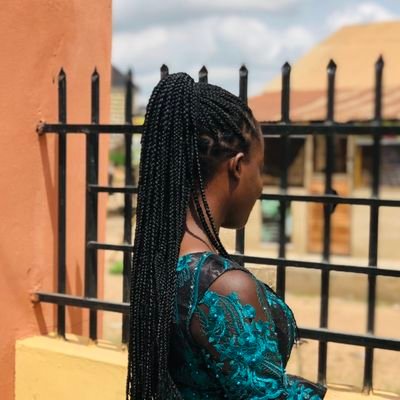 _tolulopea's profile picture. Christian | Economics | Chartered Accountant