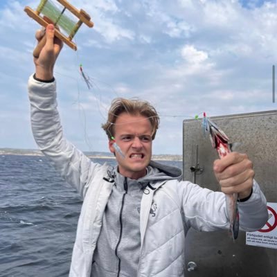 hugs1m's profile picture. Spurs & Blåvitt💙🤍