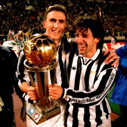 Massimiliano Allegri è la cosa peggiore mai capitata alla Juventus