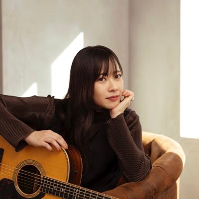 ギター弾き語り。カレー好き。柔道2段保有。毎日ライブ配信!MuchU LIVE公式ライバー| 長野県須坂市役所テーマソング、FMヨコハマ35周年プッシュアップ「笑顔のバトン」| エフエムEGAO「古舞梅乃のしゃべりたらないよ」&「花田和明・古舞梅乃のギンギラトークDX」パーソナリティ|各種サブスクにて音源有