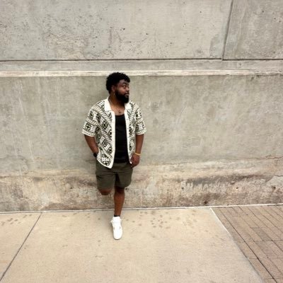 Alpha ❄️ | WM Scholar 📜 | Connoisseur of Fine Wine🍷 | Future Leader 💼