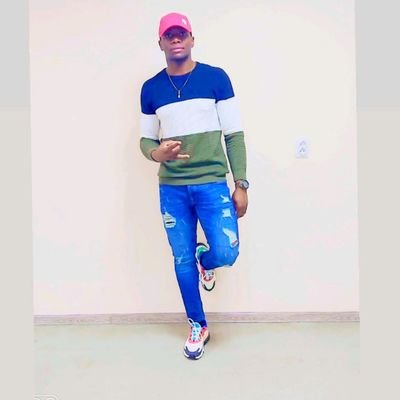 HerveMassa's profile picture. Je suis simple