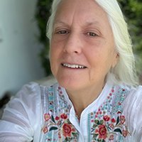 I write about art, travel, real estate, interior design, architecture and yachts, and pretty much, love it. Who wouldn't? https://t.co/4prEihNVAr