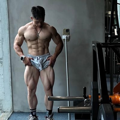 Senior Fitness Trainer ðïļðŧââïļ If you like my video, you can donate to my Paypal account or Alipay ðĩ Paid online fitness guidance ð°