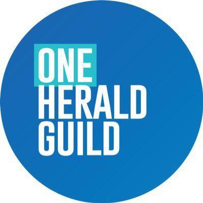 eddaleons's profile picture. audience growth producer for @elnuevoherald @miamiherald 🖍✨🎙 @bienpopcast