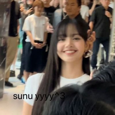 a_lalili's profile picture. 