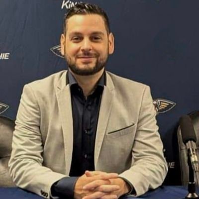 MatthewEvolves's profile picture. #partnerships #communications #sportsbusiness #publicrelations #politics #media #content. 👧👧🌲 🎙️✍️⚾ 🏀🏒🏈🍁☮️

Feminist. MY views only.