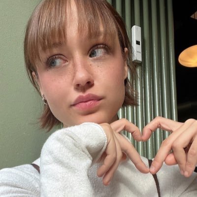 clanahan95's profile picture. 