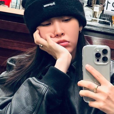 luvulikeasunday's profile picture. vintage millennial. 30s. ✊🏾 black armymoo. she/her. nerd shit and learning how to DM? queer 🌈