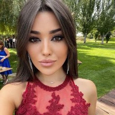 Rosetola1234's profile picture. 