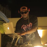 deejay__gomez 🇷🇼🎧 (@deejay__gomez) 's Twitter Profile