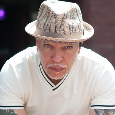 rmwill1101's profile picture. 