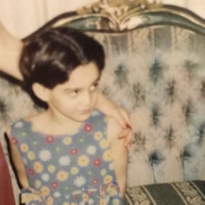 بين احلامي وطموحاتي اسعى للوصول لـارضاء ذاتي مؤمنه باني سـأصل يوماً لما اريد #عصاميه