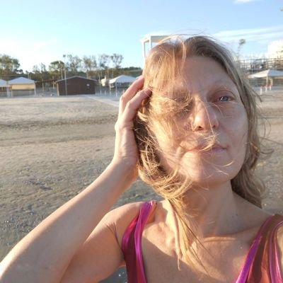 FLeoni3251's profile picture. 