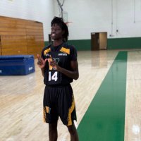 Franciz (@14_fwm) 's Twitter Profile