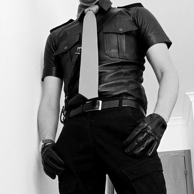 Fritz_Bdsm's profile picture. NSFW/18+ 🔞
🇵🇹
ALPHA DOM

#BDSM, #Chastity, #Bondage, #Leather, #Findom, #Feet, #Protocols

⛓🔗🤴🏼💸🧾🦶🏻

https://t.co/1V7Zr1ahXe