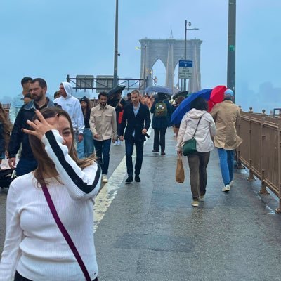 _msega's profile picture. Soy Mire pa’ la raza | Regia ✈️ | Con la luna en la cabeza y en sagitario.