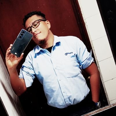 ErickRPF's profile picture. Hijo de GriceldaANDHenrry
Amante a la Vida 🗽🏂💃 y Musica 📀🎧🎵
Ah y a las Tortas 🎂🍰
🇻🇪➡🇨🇴
Gracias Dios por permitir estar donde estoy 'N0'