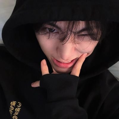 akarketumbar's profile picture. suka-suka kalo kamu gasuka yaudah