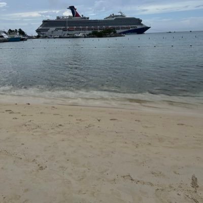 Tcam81583380412's profile picture. 