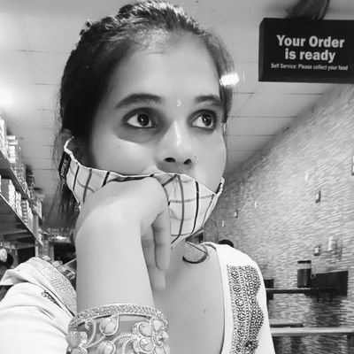 कर दो आवेदन बन्दूक के लिए' कोई कारण पूछे तो बोल देना घर मे बिटिया है साहब' सरकार तो बेऔलाद है' Supporter ~ #Ambedkar #Phule #Sahu #Periyar 🖤✊💙