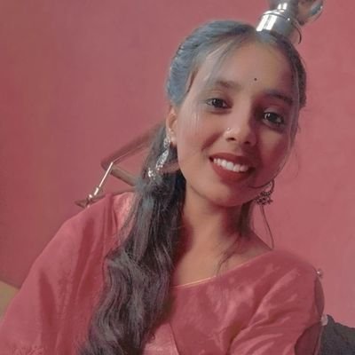 KHUSHBOONI32071's profile picture. 