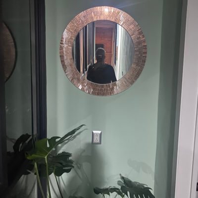 Ray802216721761's profile picture. 