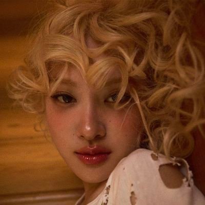 hi!👋 fangirl🙆‍♀️ all support for #로제 🐿 #조슈아 🫎 #찬열 🍒 ✨️ mostly for uri rosé our number one girl in the world🌹💓