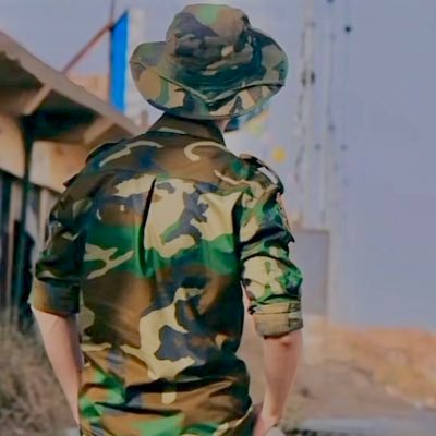 MichaelHin77352's profile picture. أن تكون صريحاً , يعني أن تكون عدوٍ للكثير.