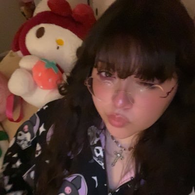 shinigamimii's profile picture. she/her ♡ || 26 ♡ || 🇲🇽