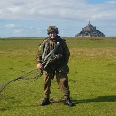 10th Bn the Parachute Regiment , London Firefighter ret’d, Gooner