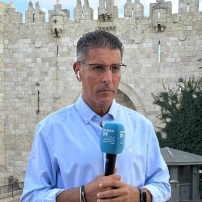 برنامج النقاش يفتح المجال أمام مختلف وجهات النظر لتبادل اﻵراء والتعليق على اﻷحداث الدولية. العرض من الإثنين إلى الجمعة في الساعة 19:10 بتوقيت باريس