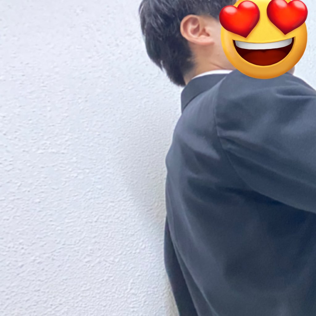 uiha_aisatsu's profile picture. ただのちょっと顔のいい年収1000万越えアラサー高校教師。関東の方DMよろしくお願いします。https://t.co/y04T1k1skK.車。