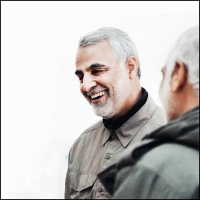 از جهان فقط مانده جان که مرا ترک کند...
من چنانم که محال است کسی درک کند...