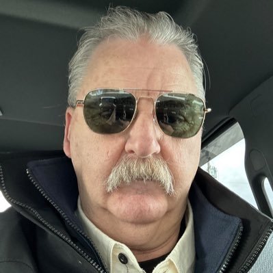 professional truck 🛻 driver I love my profession I have been into this truck 🛻 driving for the past 35 years   lover of crypto