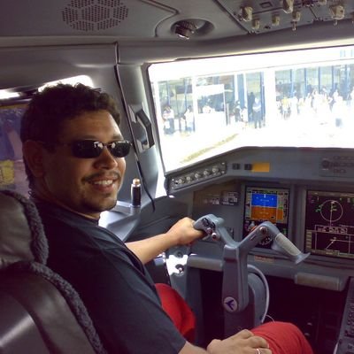 Leo_Benevides's profile picture. Just me.