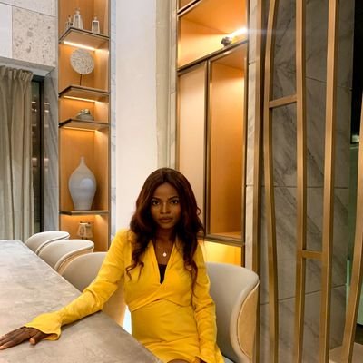 Dammie_00's profile picture. MD..book worm /music lover