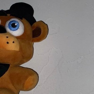 fazbearplushie's profile picture. alexa play “I’m not okay” by mcr